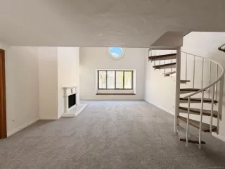 Photo #5: 260006815 Listing 