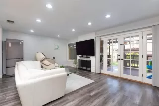 Photo #6: 260006828 Listing 