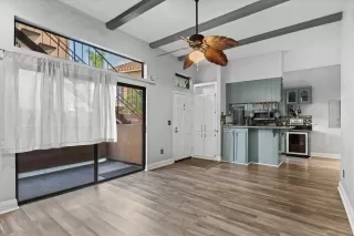 Photo #1: 260006872 Listing 