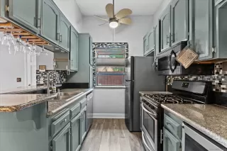 Photo #5: 260006872 Listing 