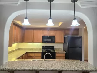 Photo #2: 260006892 Listing 