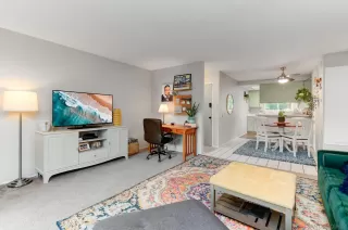 Photo #4: 260006894 Listing 