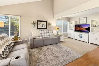 Photo #2: 260006956 Listing 