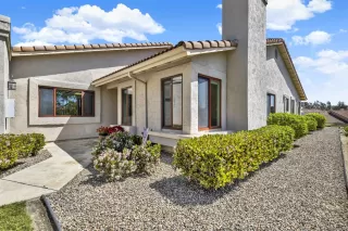 Photo #4: 260006968 Listing 