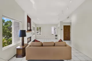 Photo #6: 260006968 Listing 