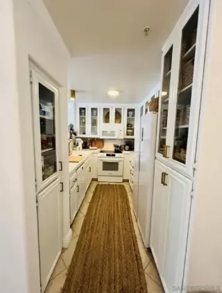 Photo #4: 260006976 Listing 