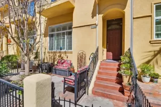 Photo #2: 260006999 Listing