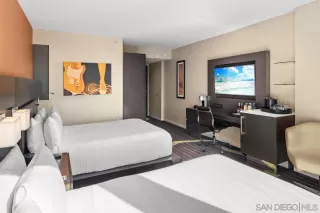 Photo #4: 260007014 Listing 