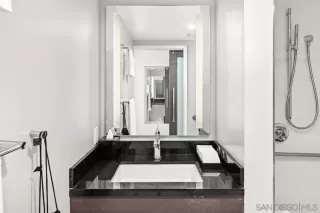 Photo #5: 260007015 Listing