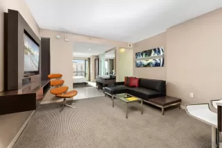 Photo #2: 260007017 Listing 