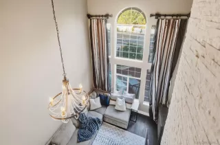 Photo #1: 260007041 Listing 