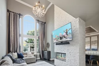 Photo #2: 260007041 Listing 