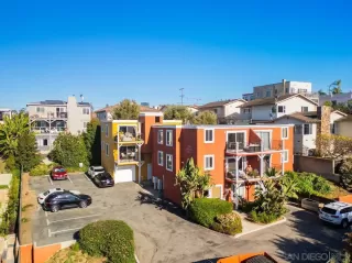 Photo #2: 260007054 Listing