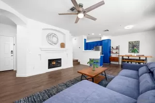 Photo #4: 260007072 Listing