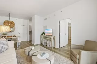 Photo #3: 260007080 Listing