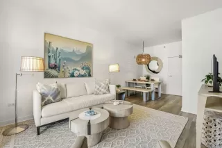 Photo #4: 260007080 Listing