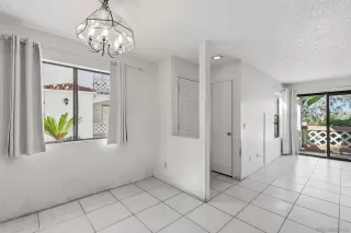 Photo #2: 260007096 Listing