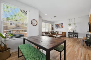 Photo #4: 260007102 Listing