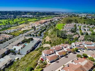 Photo #1: 260007172 Listing 