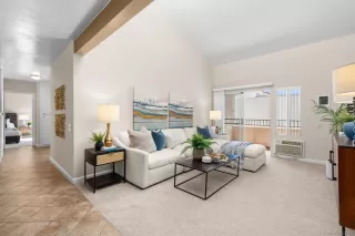 Photo #6: 260007193 Listing