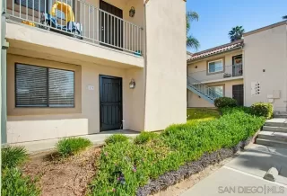 Browse active condo listings in ASCOT PARK ESTATES