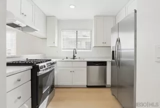 Photo #1: 260007197 Listing 