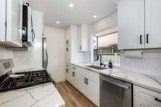 Photo #2: 260007215 Listing 