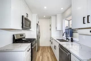 Photo #3: 260007215 Listing 