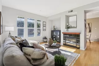 Photo #1: 260007234 Listing 