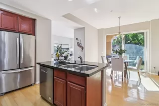 Photo #2: 260007234 Listing 