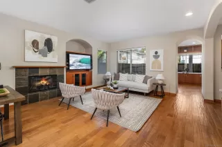 Photo #3: 260007238 Listing