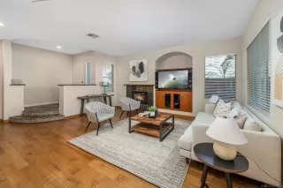 Photo #4: 260007238 Listing