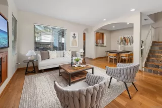 Photo #6: 260007238 Listing