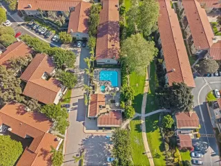 Photo #3: 260007239 Listing