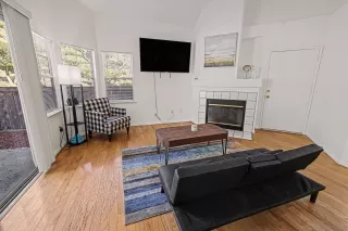 Photo #2: 260007246 Listing 