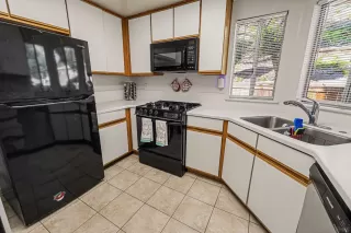 Photo #4: 260007246 Listing 