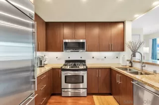 Photo #1: 260007254 Listing 