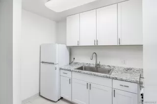 Photo #4: 260007264 Listing 