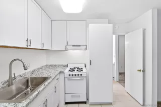 Photo #6: 260007264 Listing 