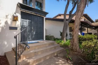 Photo #3: 260007275 Listing