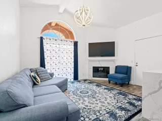 Photo #3: 260007300 Listing