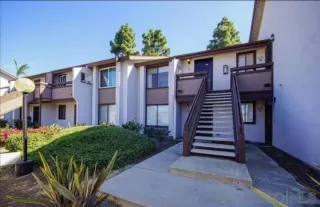 Photo #3: 260007314 Listing