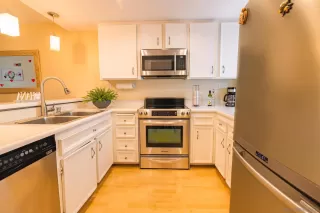 Photo #6: 260007314 Listing