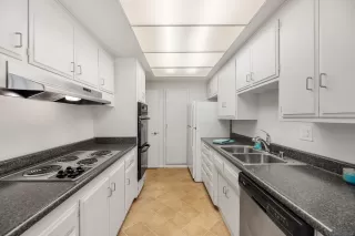 Photo #4: 260007322 Listing 