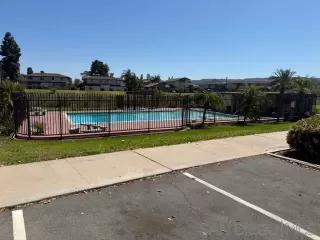 Photo #3: 260007332 Listing 