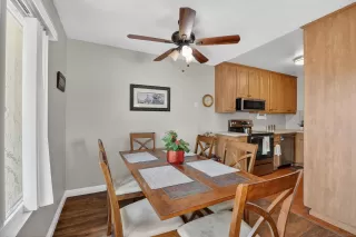 Photo #4: 260007332 Listing