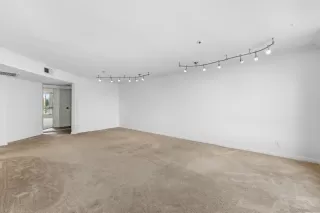 Photo #5: 260007381 Listing 