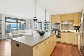 Photo #2: 260007390 Listing 