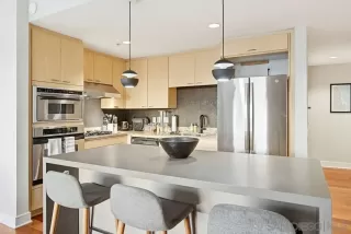 Photo #3: 260007390 Listing 