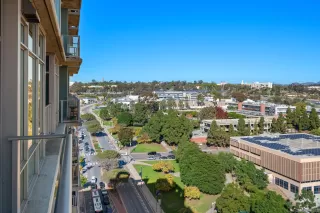 Photo #5: 260007397 Listing 